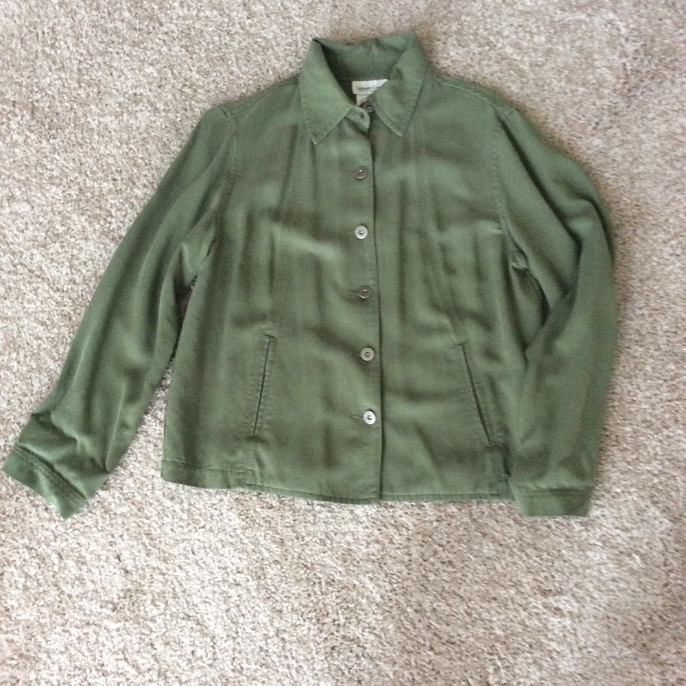 Women’s lightweight jacket